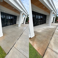 Advanced-Exterior-Cleaning-Completed-for-United-Bank-in-Pace-Florida 4