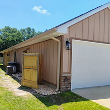Detailed-High-Quality-House-Wash-Completed-in-Pensacola-FL 2