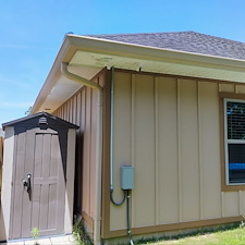 Detailed-High-Quality-House-Wash-Completed-in-Pensacola-FL 6