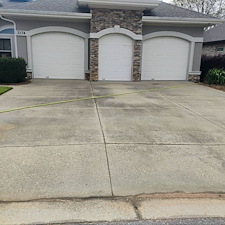 Driveway-Cleaning-Professionals-in-Pace-FL-Strong-Safe-Effective-Pressure-Washing 0