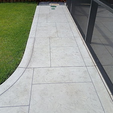 Expert-Service-Remarkable-Walkway-Cleaning-Results-in-Pensacola-FL 7