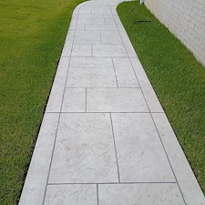 Expert-Service-Remarkable-Walkway-Cleaning-Results-in-Pensacola-FL 9