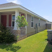 Full-Home-Washing-Driveway-Cleaning-in-Pensacola-FL 8