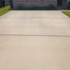 Full-Home-Washing-Driveway-Cleaning-in-Pensacola-FL 10