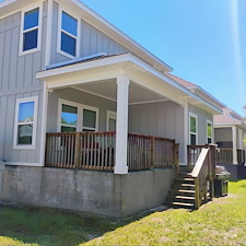 High-performance-Deep-Exterior-Restoration-Through-Professional-Soft-Washing-in-Pensacol-FL 3