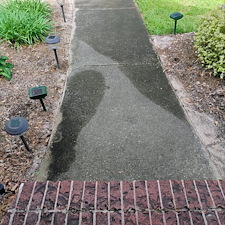 High-Quality-Exterior-Transformation-Through-Expert-Pressure-Washing-in-Pensacola-FL 1
