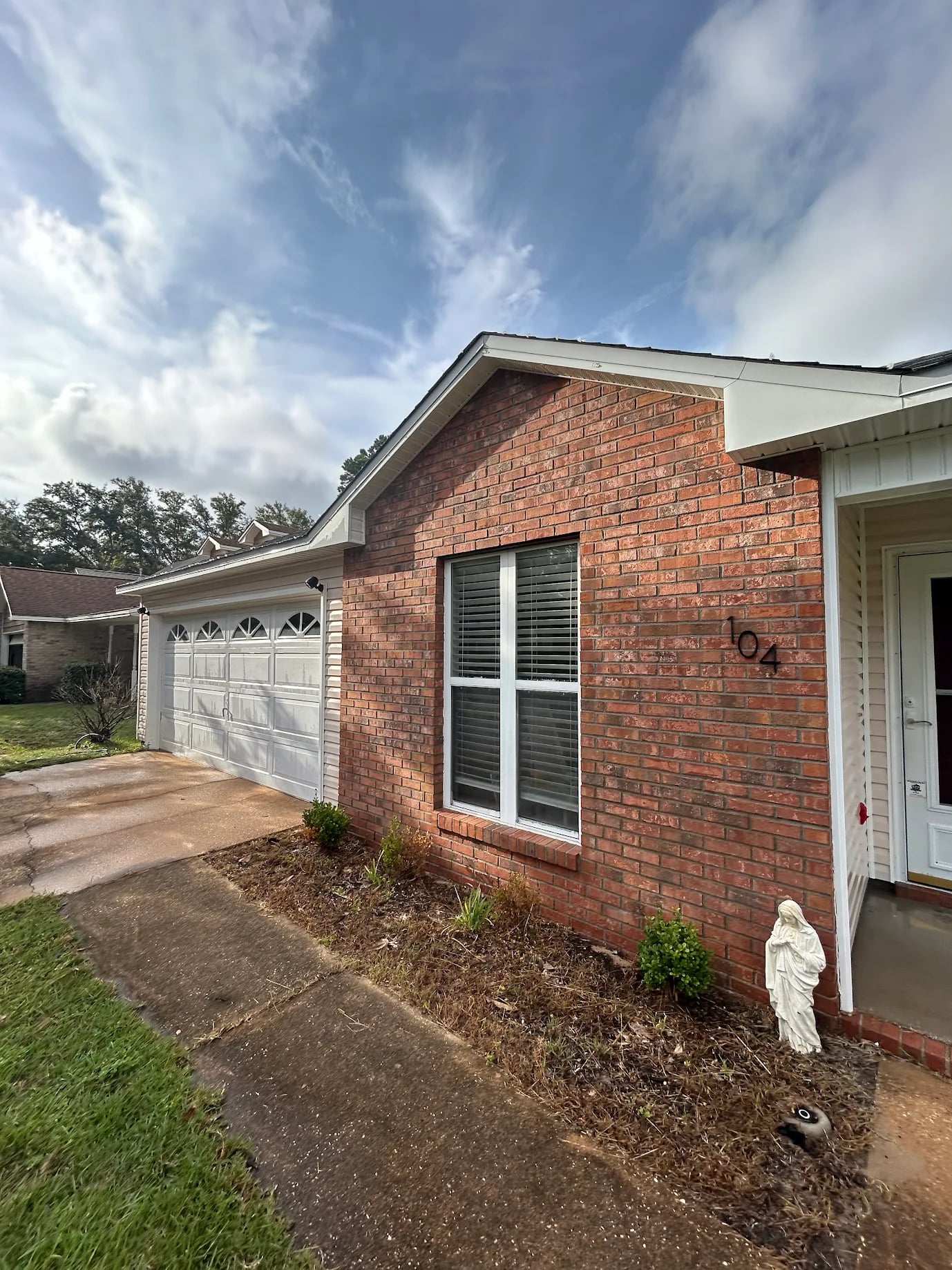 High Quality House Washing Service Performed Here in Niceville, FL Thumbnail