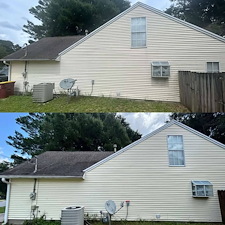 Premium-Concrete-Driveway-Walkway-Cleaning-in-Crestview-FL-Eliminating-Stains-for-a-Brighter-Look 1