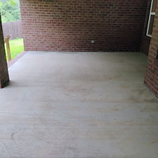 Professional-Concrete-Cleaning-Pressure-Washing-in-Cantonment-FL 1