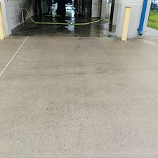 Professional-Concrete-Washing-for-a-Car-Wash-Facility-in-Pensacola-FL 4