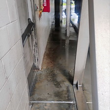 Professional-Concrete-Washing-for-a-Car-Wash-Facility-in-Pensacola-FL 9