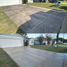 Professional-Driveway-House-Washing-Completed-in-Fort-Walton-Beach-Florida 2