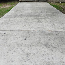 Renewing-Exterior-Surfaces-with-Driveway-Pressure-Washing-in-Pensacola-FL 1