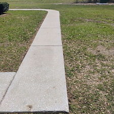 Reviving-Dirty-Walkways-with-Pressure-Washing-in-Pensacola-FL 4