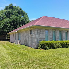 Soft-Wash-House-Cleaning-Window-Washing-for-a-Fresh-New-Look-in-Lillian-AL 1