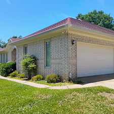 Soft-Wash-House-Cleaning-Window-Washing-for-a-Fresh-New-Look-in-Lillian-AL 2